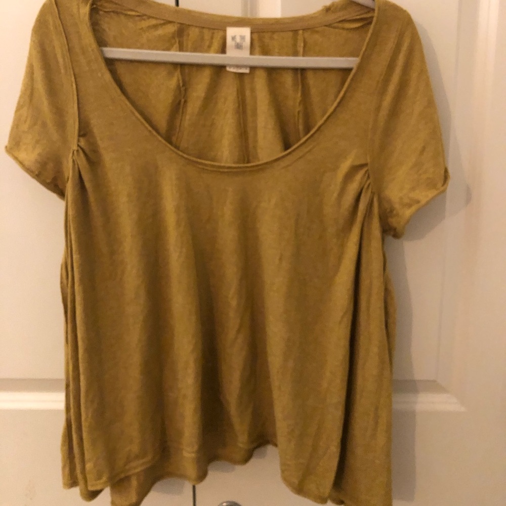 Free people t-shirt